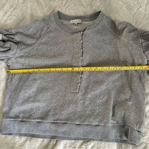 Something Navy Size Large Gray Ruffle Round Neck Sweater Cozy Staple Chic Flirty - Picture 9 of 10